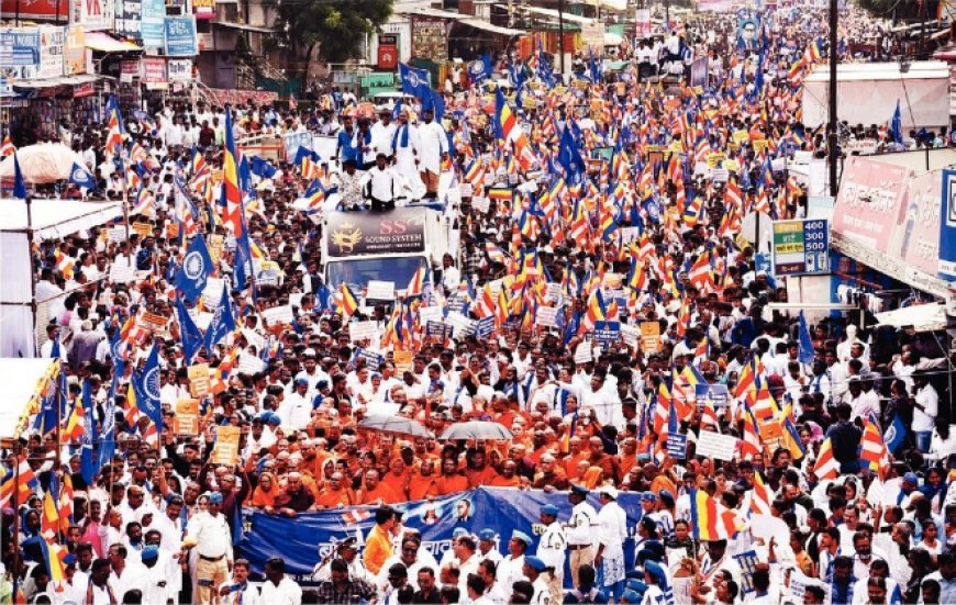 बौद्ध लेणी बचाव महामोर्चा, लाखों बौद्ध अनुयायी सड़कों पर