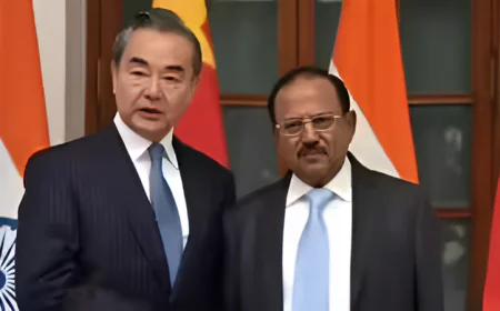 भारत-चीन संबंधों में सुधार: NSA डोभाल ने वांग यी से की मुलाकात