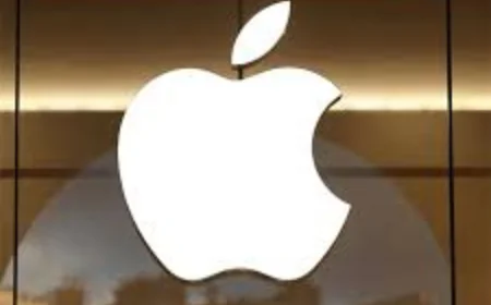 iPhone 17 Pro Models Rumored to Get Reverse Charging